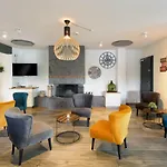 Des Mosaiques Hotel